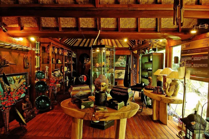 Ачрол: The Tree House Resort