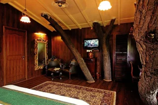 Ачрол: The Tree House Resort