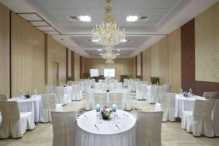 Мумбаи: Avion Hotel