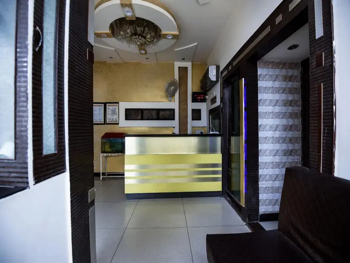 Агра: OYO 15769 Hotel Alpine Inn