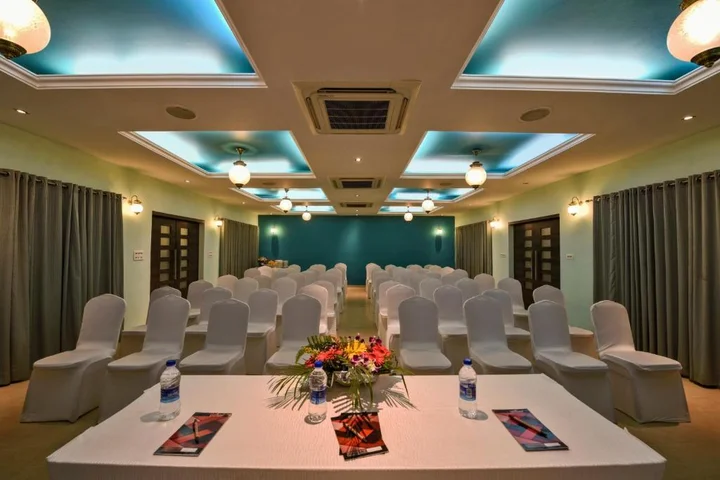 Даполи: The Fern Samali Resort Dapoli, Series by Marriott