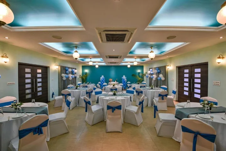 Даполи: The Fern Samali Resort Dapoli, Series by Marriott
