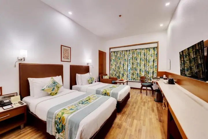 Пуна: E-Square The Fern Pune, Series by Marriott