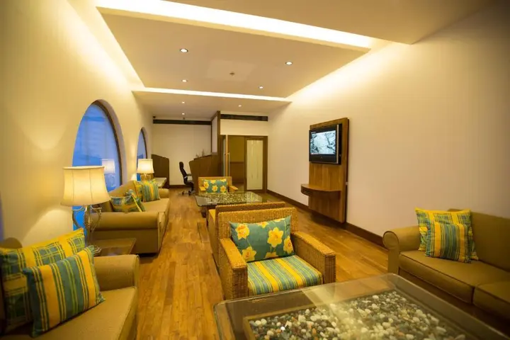 Пуна: E-Square The Fern Pune, Series by Marriott