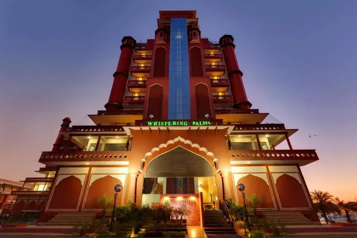 Джайпур: Whispering Palms Jaipur