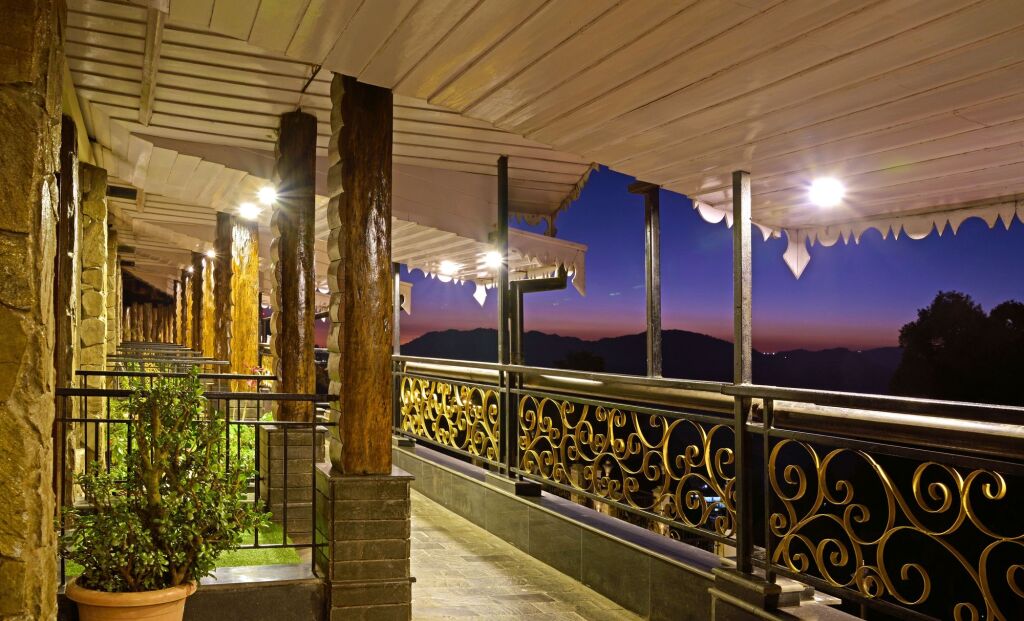 Дарджилинг: Summit Grace Hotel