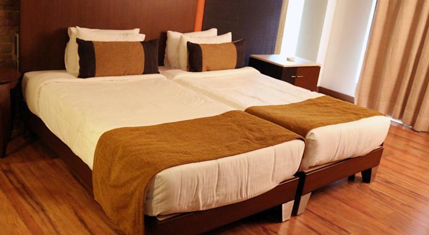 Oxford Suites & Rooms — фото 1