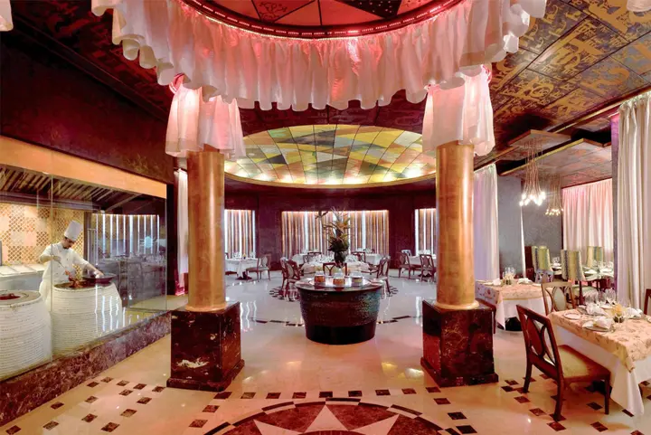 Нойда: Radisson Blu MBD Hotel Noida