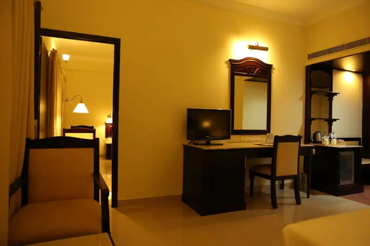 Атирапалли: Hotel Airlink Castle