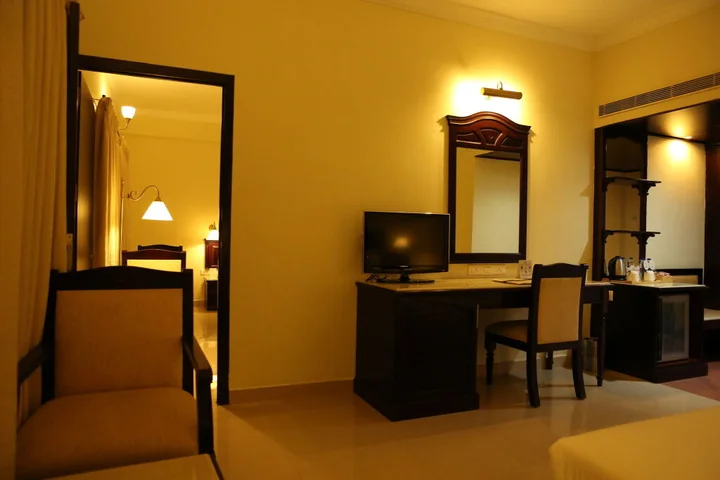 Атирапалли: Hotel Airlink Castle