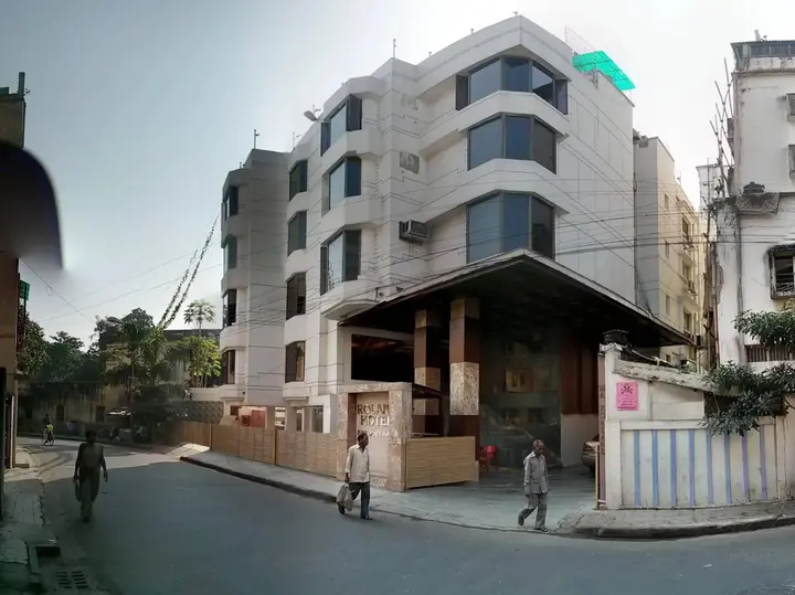 Колката: Roland Hotel