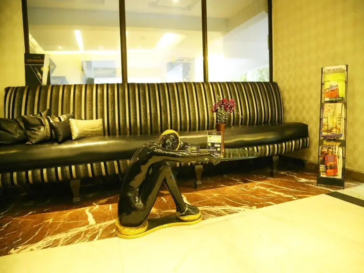Колката: Roland Hotel