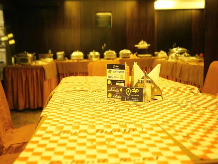 Колката: Roland Hotel