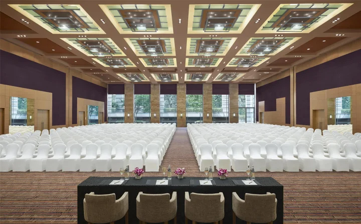 Мумбаи: Grand Hyatt Mumbai Hotel and Serviced Apartments