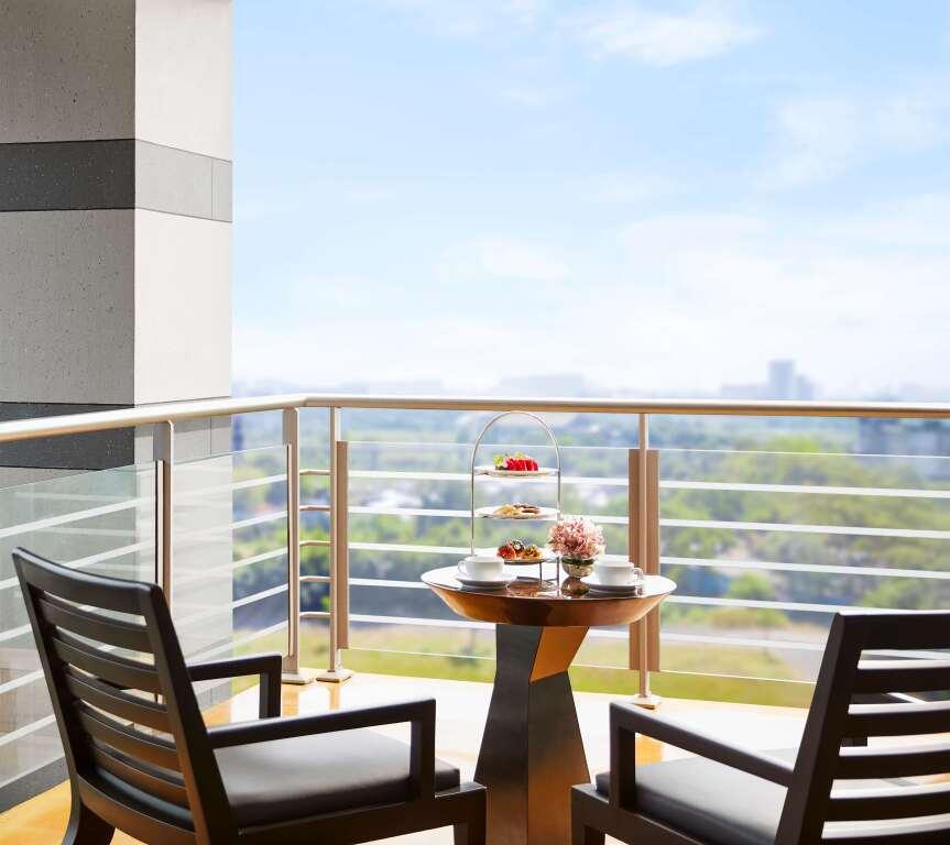 Мумбаи: Grand Hyatt Mumbai Hotel and Serviced Apartments