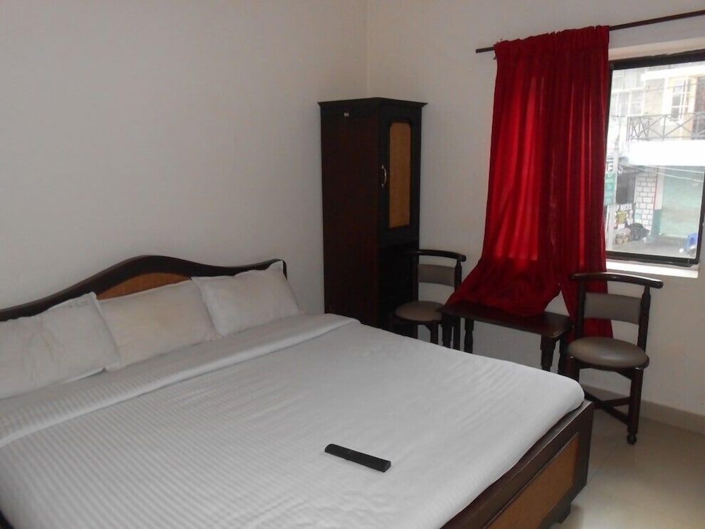 Кодайканал: RJ Inn Hotel