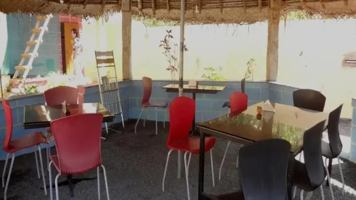 Калапет: Flora Beach Guest House