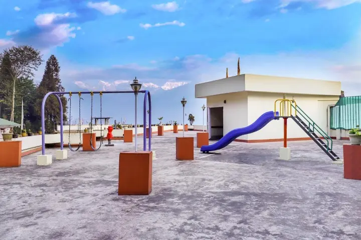 Пеллинг: Summit Newa Regency