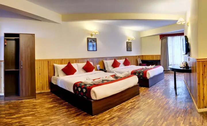 Пеллинг: Summit Newa Regency