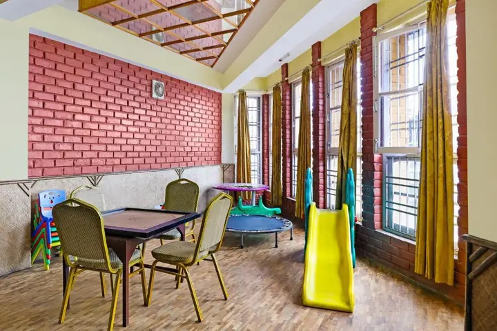 Пеллинг: Summit Newa Regency