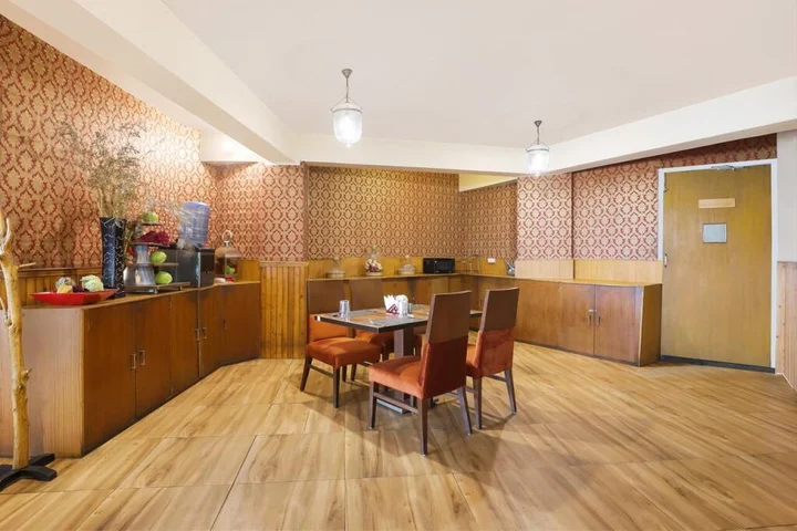 Пеллинг: Summit Newa Regency
