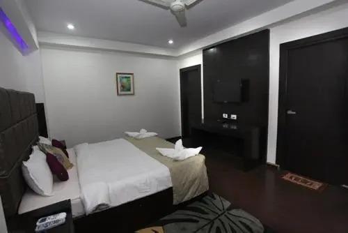 Шамшабад: Oyster Airport Hotel