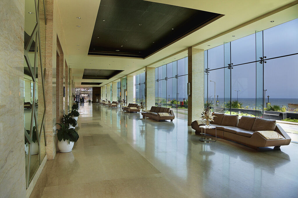Висакхапатнам: Novotel Visakhapatnam Varun Beach Hotel