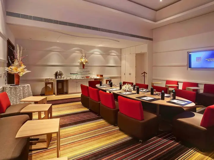 Висакхапатнам: Novotel Visakhapatnam Varun Beach Hotel