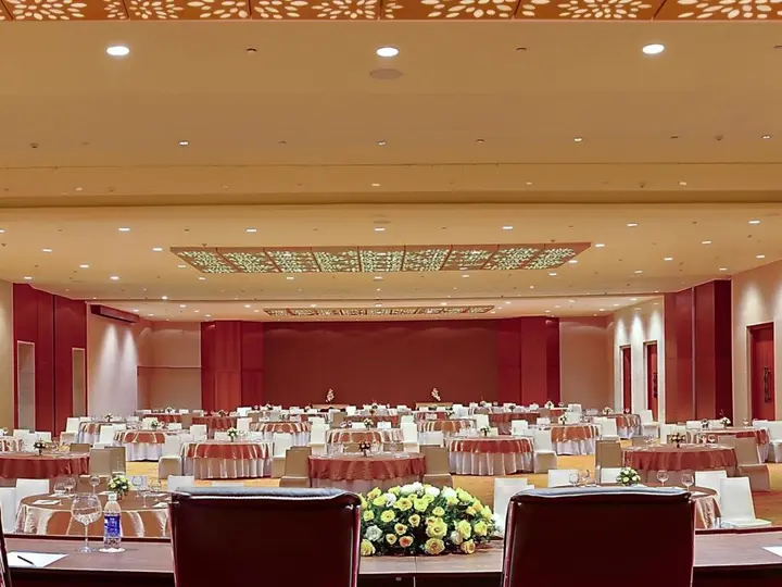 Висакхапатнам: Novotel Visakhapatnam Varun Beach Hotel