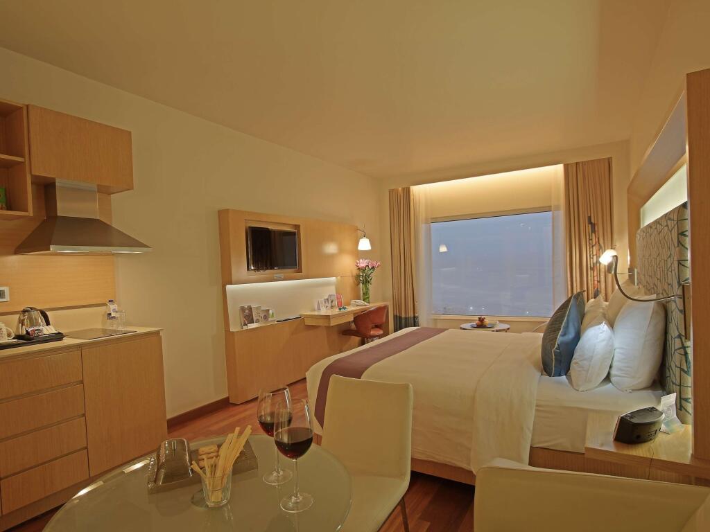 Висакхапатнам: Novotel Visakhapatnam Varun Beach Hotel