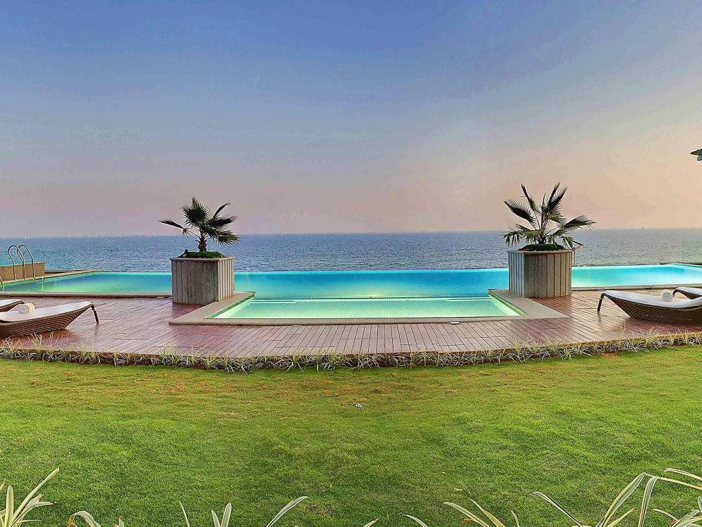 Висакхапатнам: Novotel Visakhapatnam Varun Beach Hotel