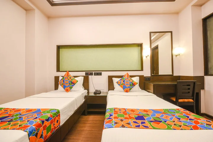 Нью-Дели: FabHotel Aashraye