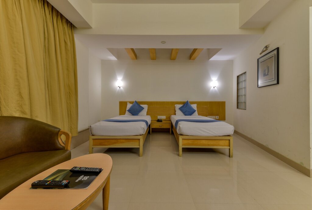 Hotel Ajanta Juhu near Juhu Beach — фото 4