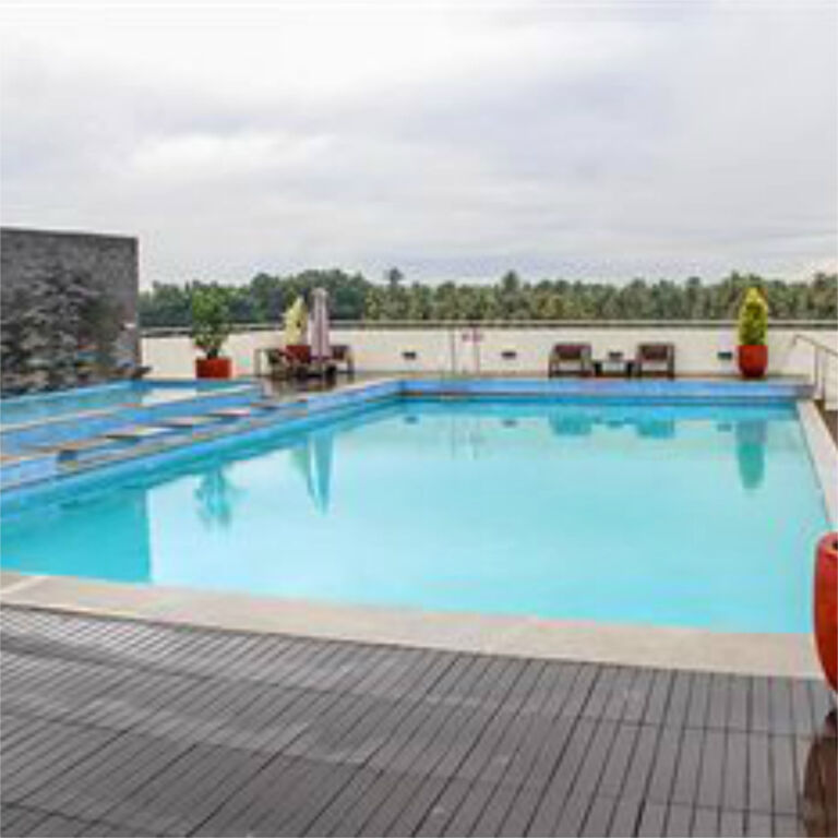 Недумбассери: Flora Airport Hotel and Convention Centre Kochi