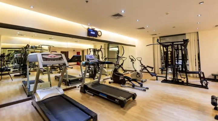Недумбассери: Flora Airport Hotel and Convention Centre Kochi