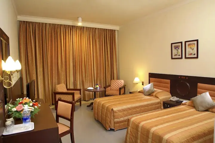 Солагампатти: Sangam Hotel in Thanjavur