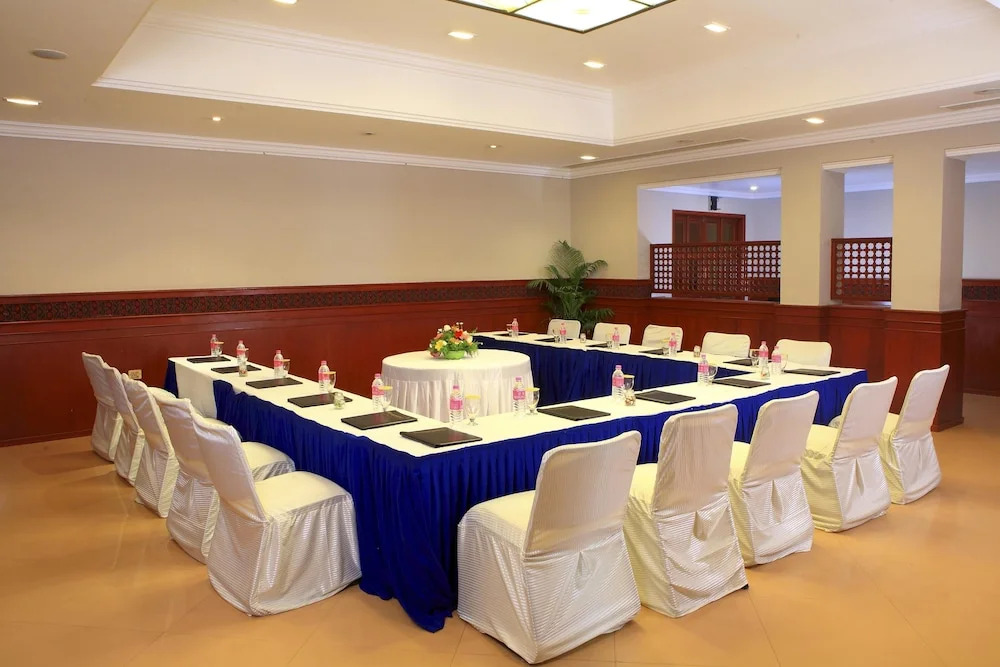Солагампатти: Sangam Hotel in Thanjavur