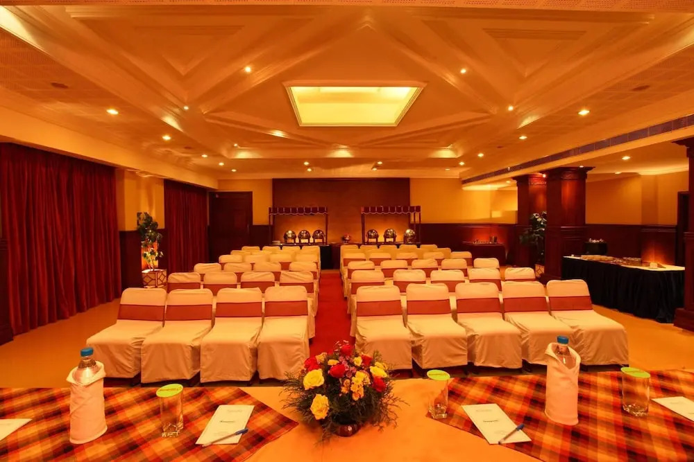 Солагампатти: Sangam Hotel in Thanjavur