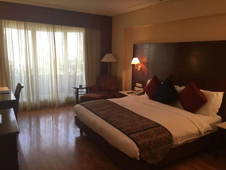 Мумбаи: The LaLiT Mumbai