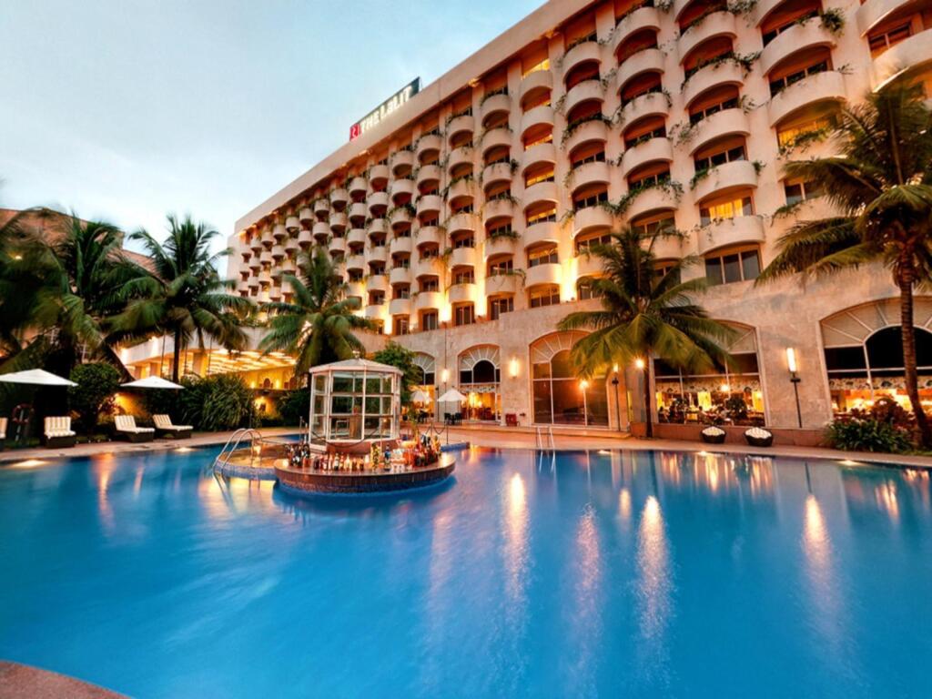 Мумбаи: The LaLiT Mumbai