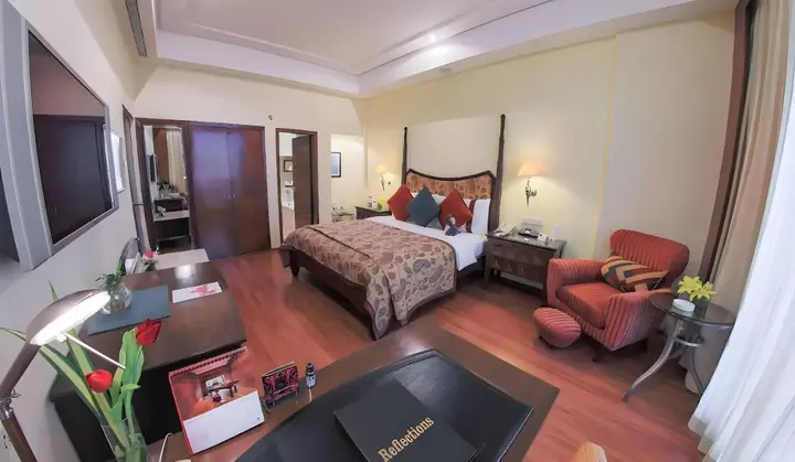 Мумбаи: The LaLiT Mumbai