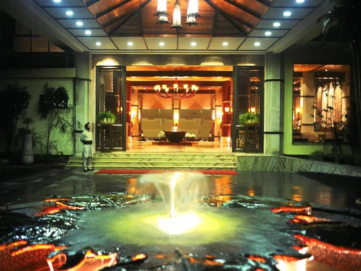 Лонавала: Fariyas Resort Lonavala