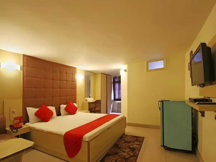 Лудхиана: OYO 926 Hotel Nanda