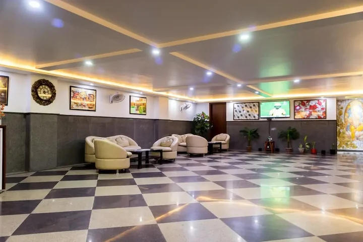 Нью-Дели: Hotel SM Palace
