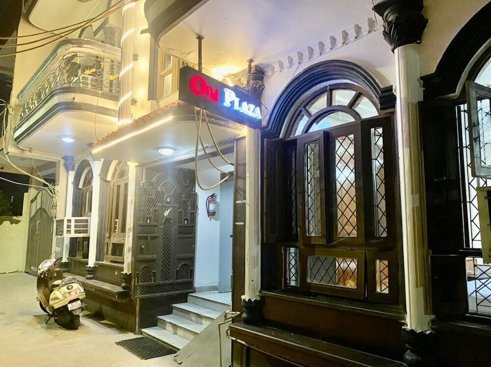 Нью-Дели: Hotel SM Palace