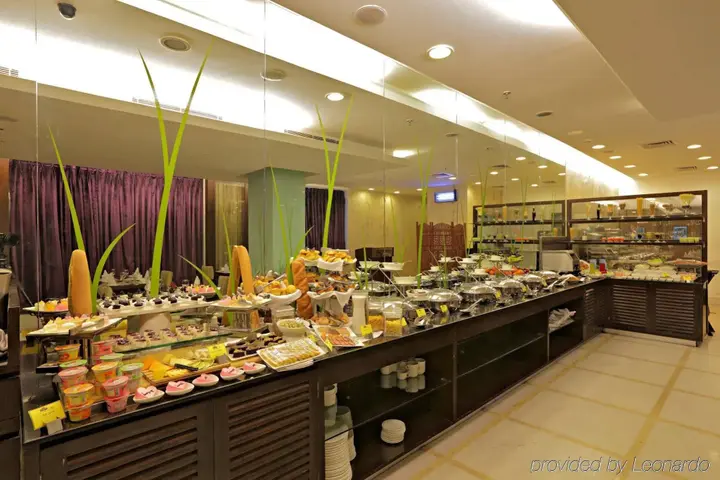 Нью-Дели: Zone Connect by The Park Saket New Delhi