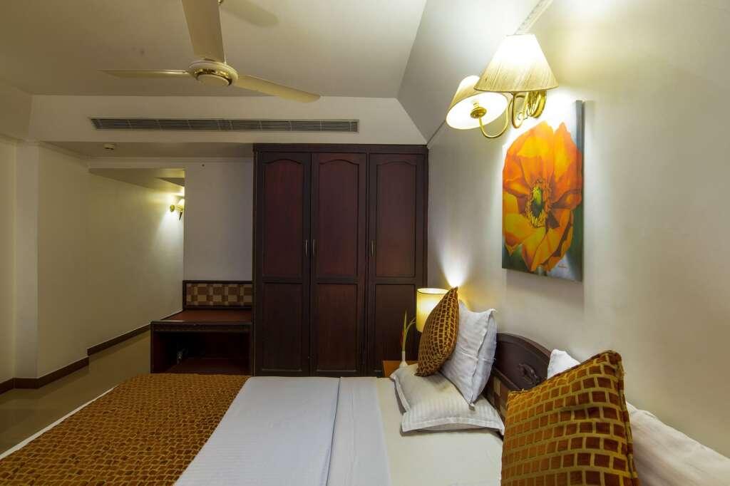 Атирапалли: Golf View Hotel & Suites