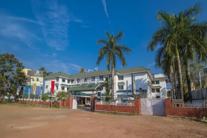Атирапалли: Golf View Hotel & Suites