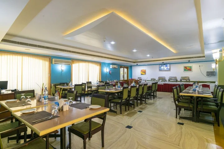 Атирапалли: Golf View Hotel & Suites