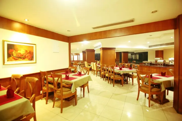 Эрамаллур: OYO 10719 Mermaid Hotel